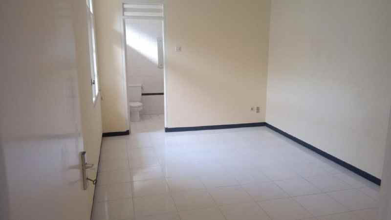 dijual rumah wonorejo permai nirwana