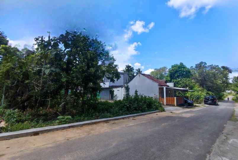 dijual tanah balecatur kec gamping