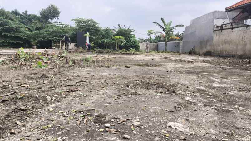 dijual tanah jl h adam malik