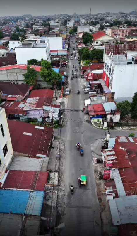 dijual villa jalan rakyat pasar 3