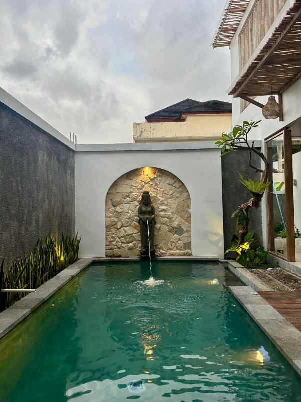 dijual villa kemenuh ubud gianyar bali