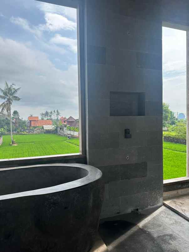dijual villa kemenuh ubud gianyar bali