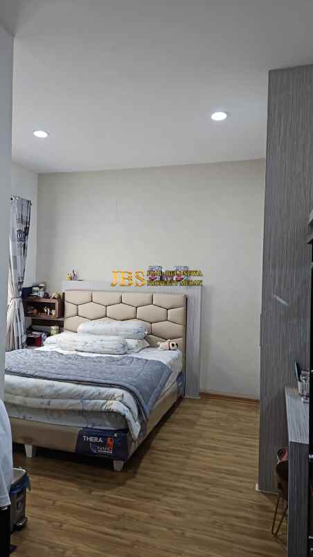 dijual villa komplek mutiara residence