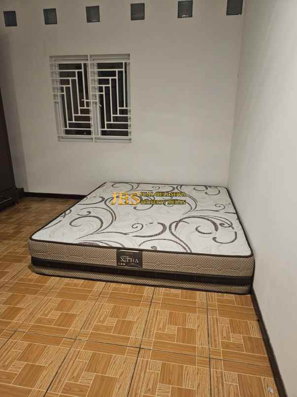 dijual villa komplek mutiara residence