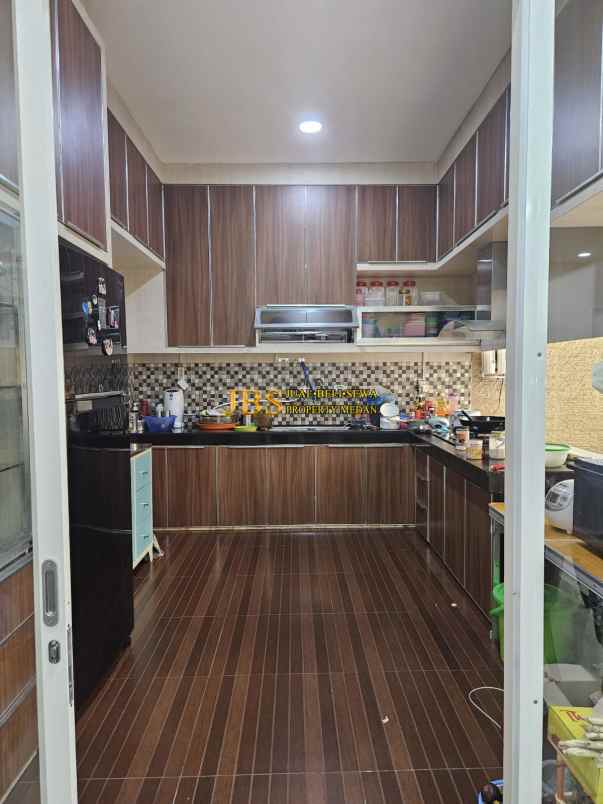 dijual villa komplek mutiara residence