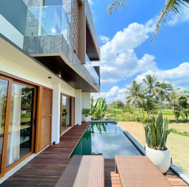 dijual villa pandowoharjo sleman yogyakarta