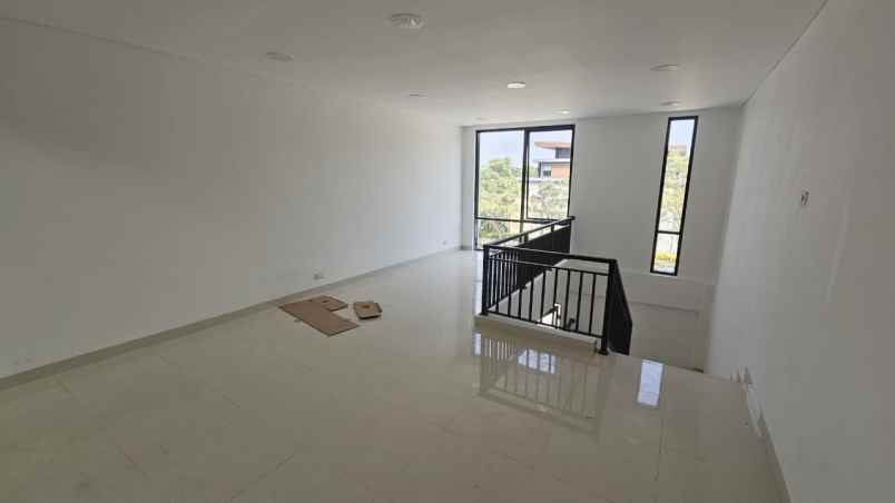 dijual warehouse karawang barat