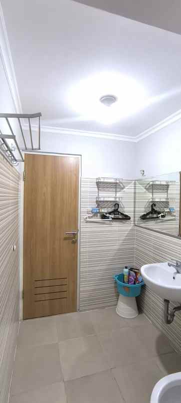 disewakan apartemen puncak bukit golf dukuh