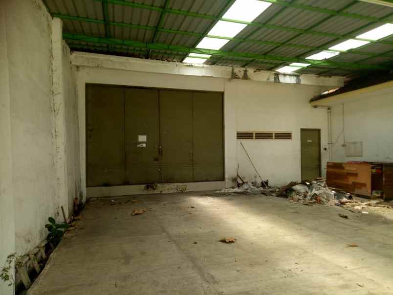 disewakan gudang siap pakai di madiun