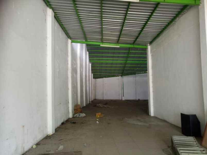 disewakan gudang siap pakai di madiun