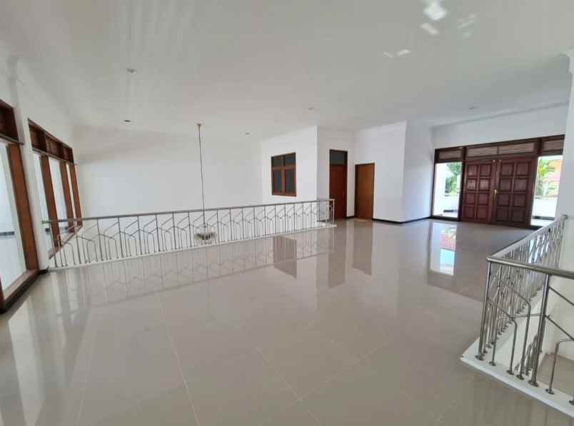 disewakan kosongan siap huni rumah kertajaya indah