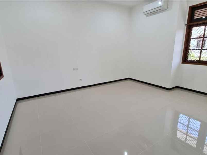 disewakan kosongan siap huni rumah kertajaya indah