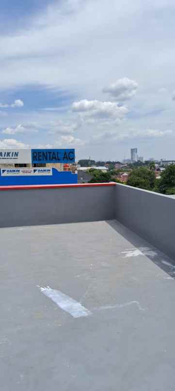 disewakan ruko bagus dirempoa jakarta selatan