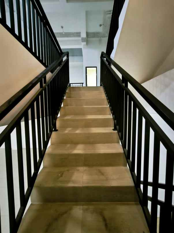 disewakan ruko gudang kantor jalan arjuno