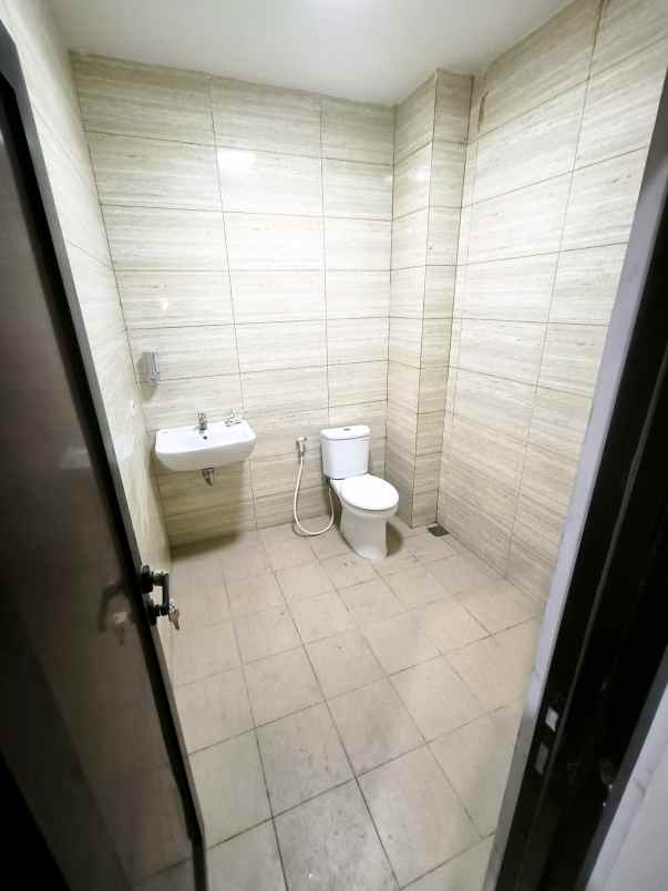 disewakan ruko gudang kantor jalan arjuno