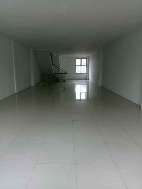 disewakan ruko gudang kantor jl pasirkaliki 203