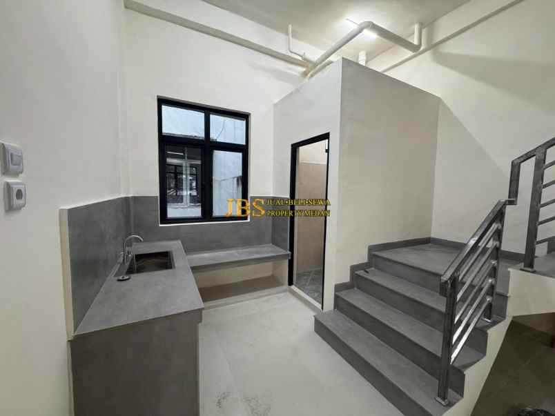 disewakan ruko gudang kantor komplek cbd polonia blok aa