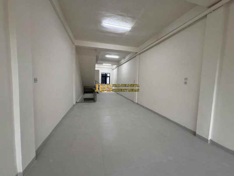 disewakan ruko gudang kantor komplek cbd polonia blok aa
