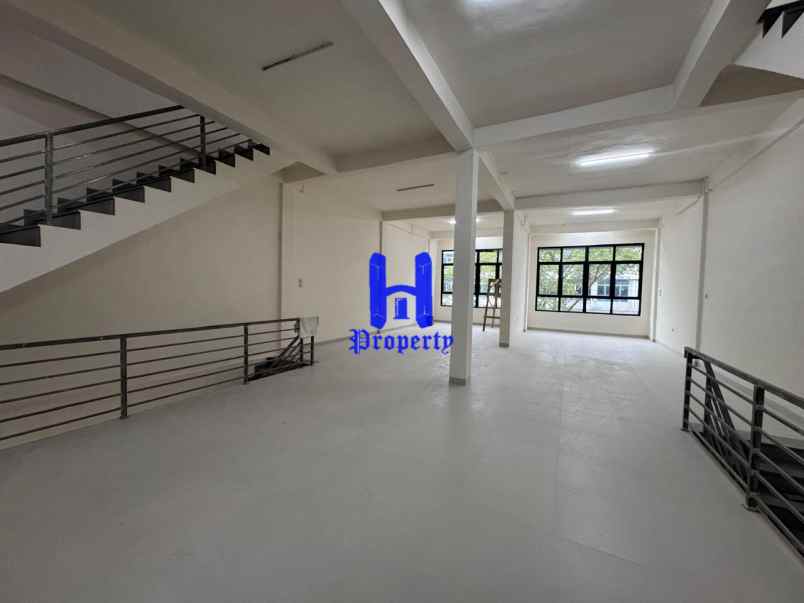 disewakan ruko gudang kantor komplek cbd polonia blok aa