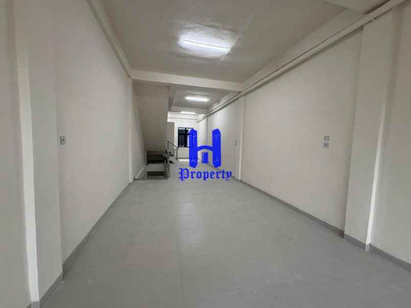 disewakan ruko gudang kantor komplek cbd polonia blok aa
