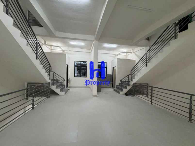 disewakan ruko gudang kantor komplek cbd polonia blok aa