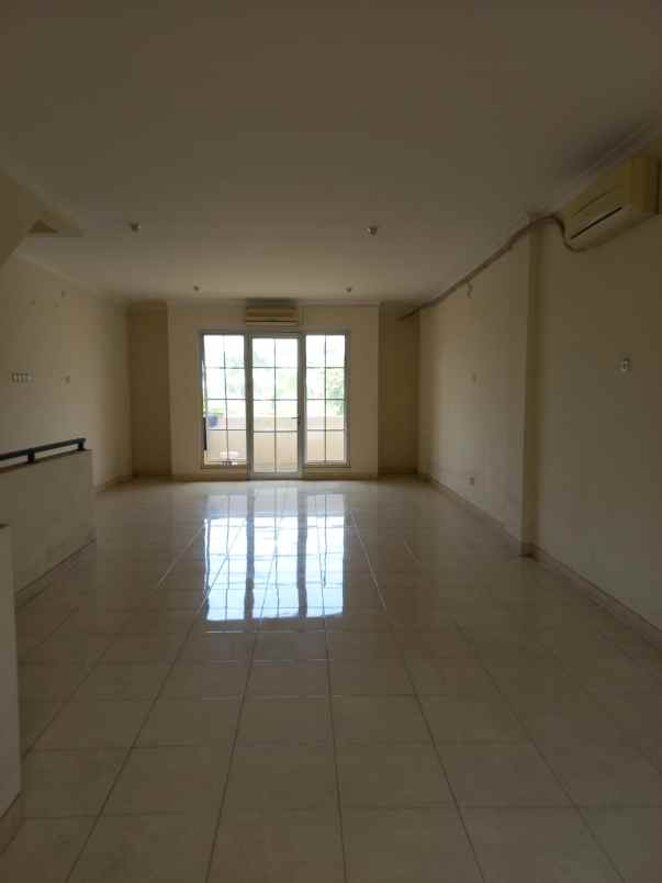 disewakan ruko gudang kantor sentra niaga 5 harapan indah