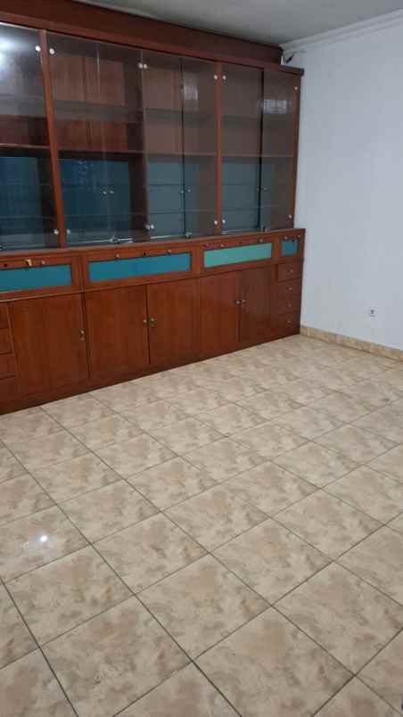 disewakan ruko ir soekarno surabaya