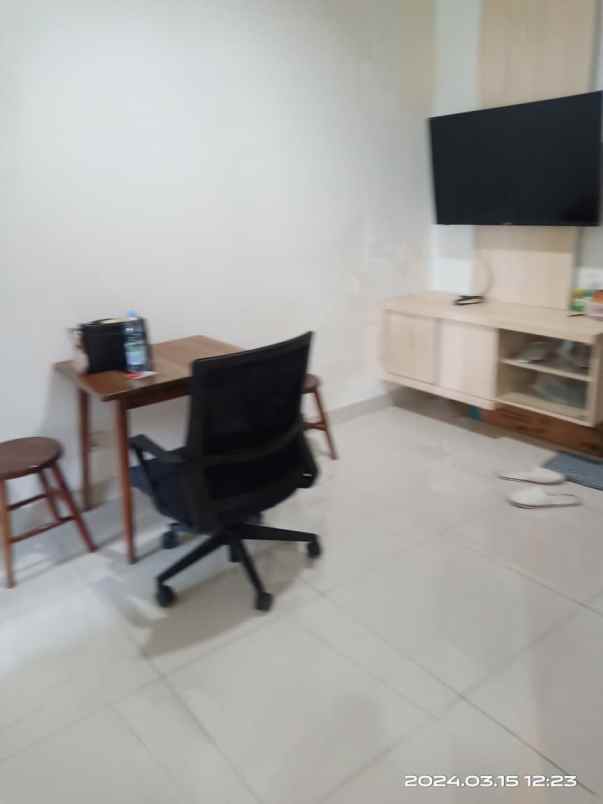 disewakan rumah apartemen the kensington