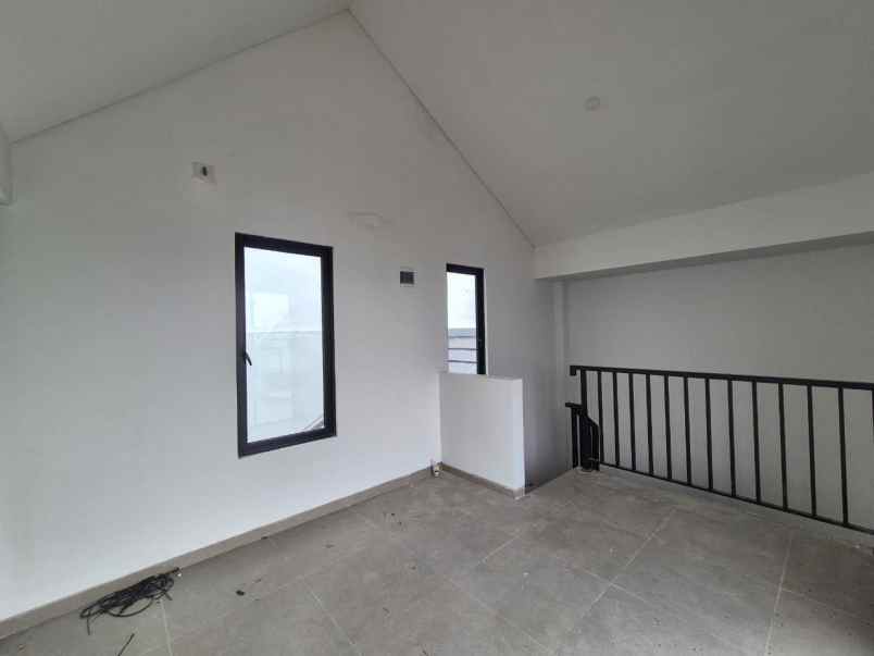 disewakan rumah baru di grand eastern siap huni