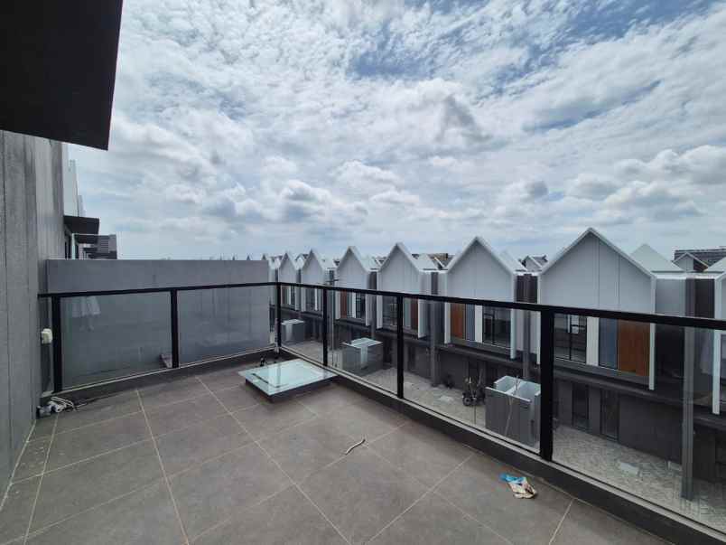 disewakan rumah baru di grand eastern siap huni