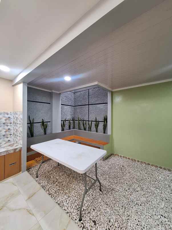 disewakan rumah baru renovasi dalam komplek siap huni