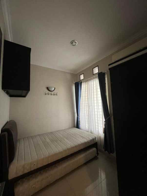 disewakan rumah cibubur residence bekasi jawa barat