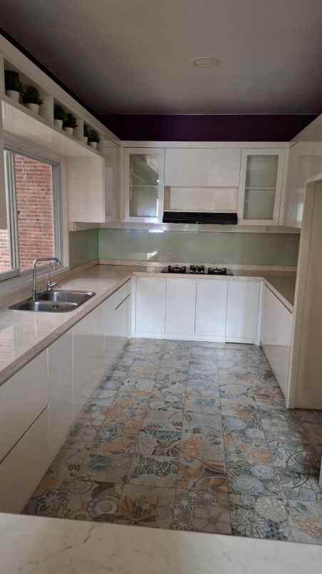 disewakan rumah cluster alamanda jakarta