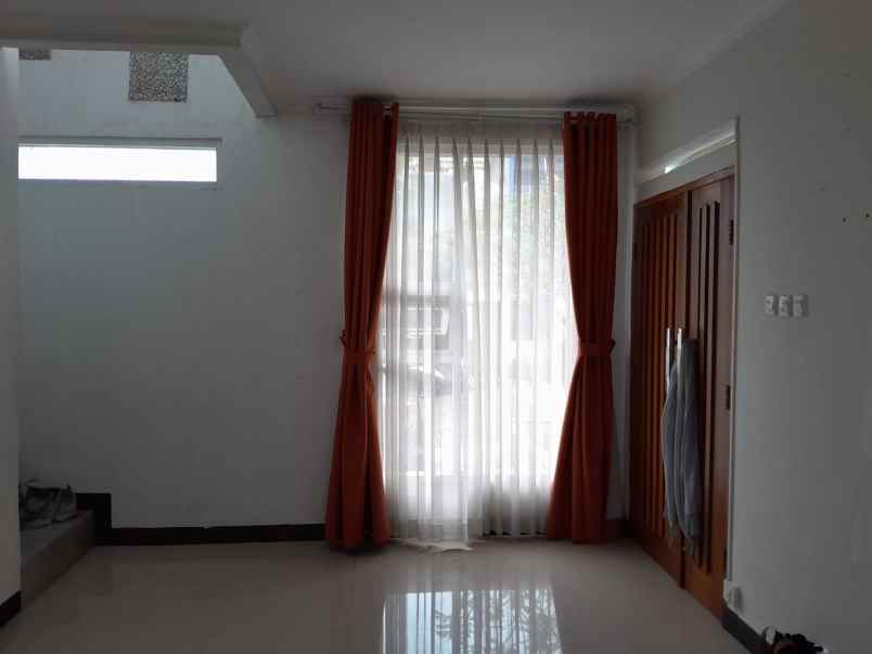 disewakan rumah cluster cihanjuang