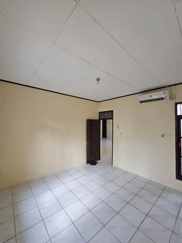 disewakan rumah gandaria