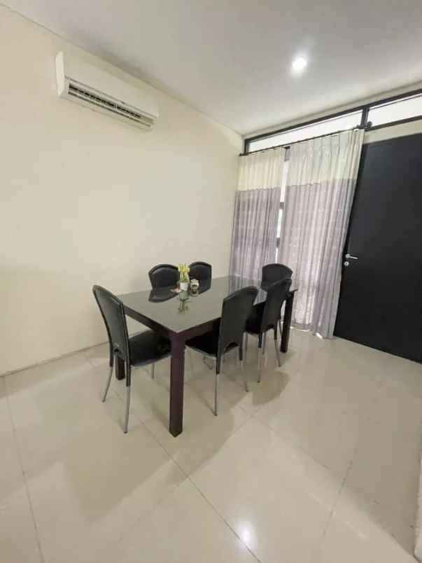 disewakan rumah jl danau kalimantan vassa