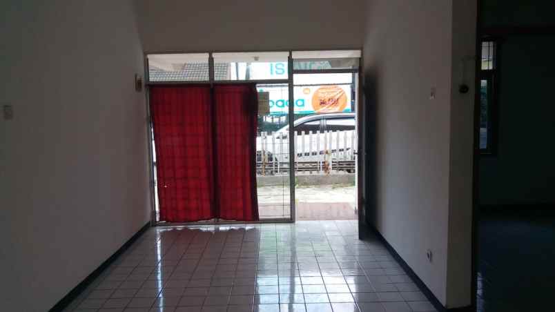 disewakan rumah jl golf raya arcamanik