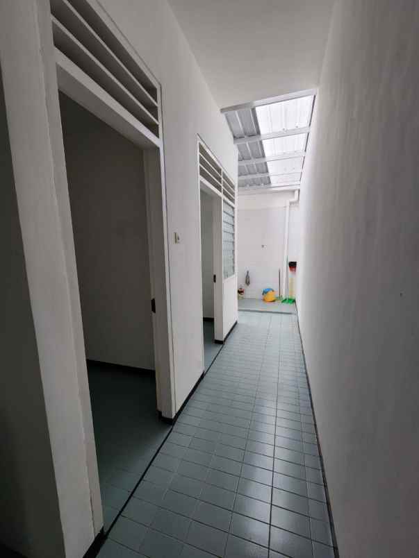 disewakan rumah kosongan di darmo harapan