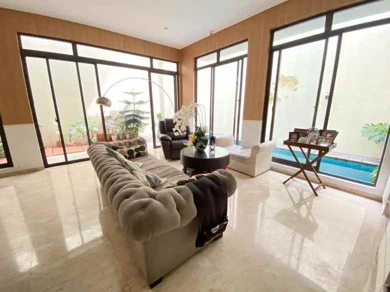 disewakan rumah lebak bulus