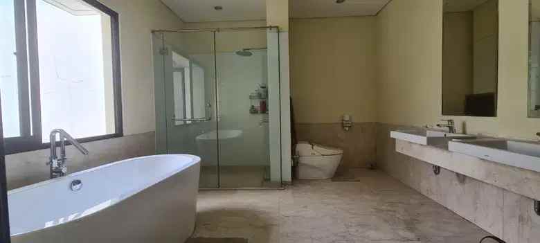 disewakan rumah lebak bulus