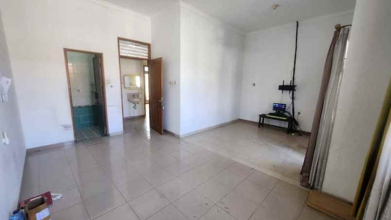 disewakan rumah pakuwon city