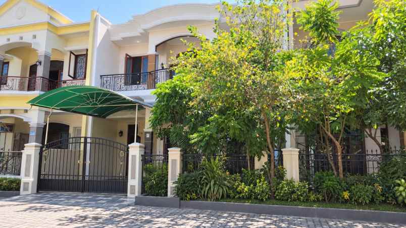 disewakan rumah pakuwon city