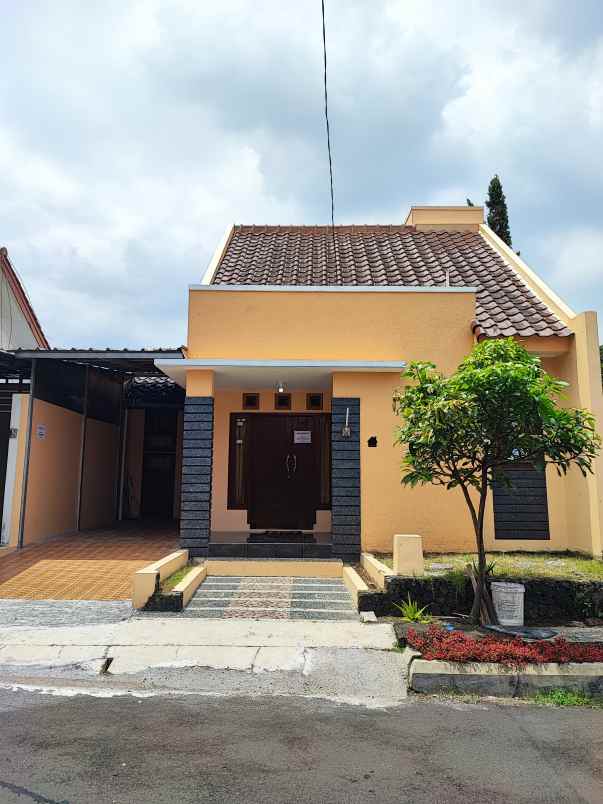 disewakan rumah perum buninagara regency