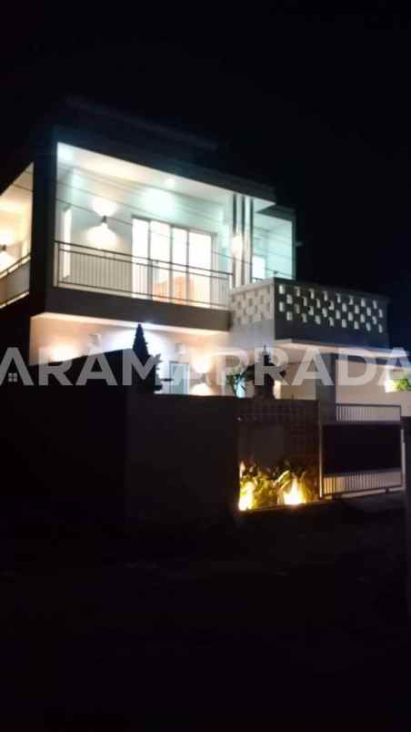 Sewa Rumah Semi Villa Full Furnished 3 Kamar Renon Sanur Denpasar Sela