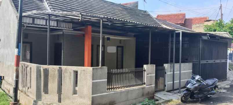 disewakan rumah sangkuriang