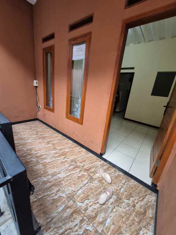 disewakan rumah sariwangi