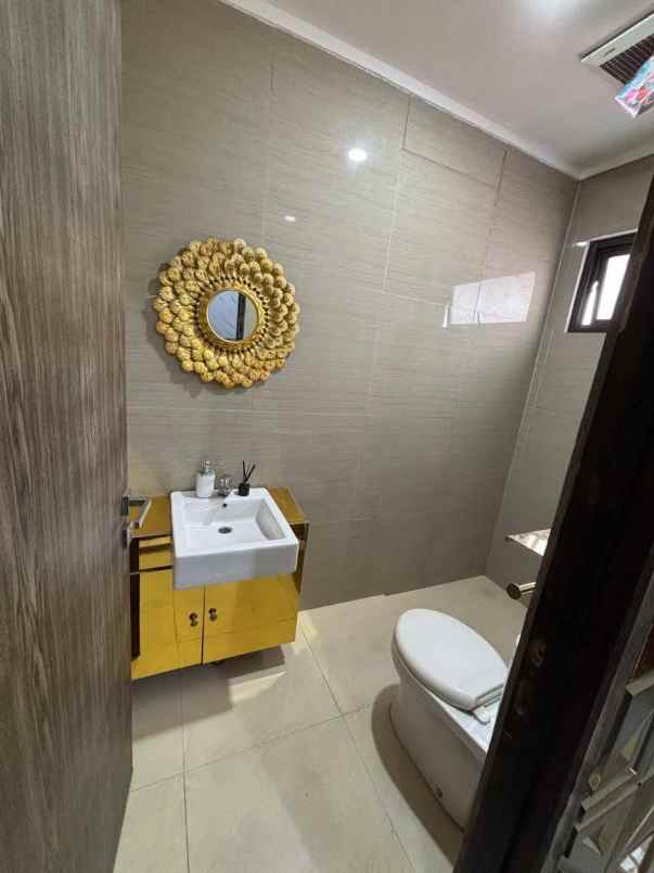 disewakan rumah sukahati cibinong
