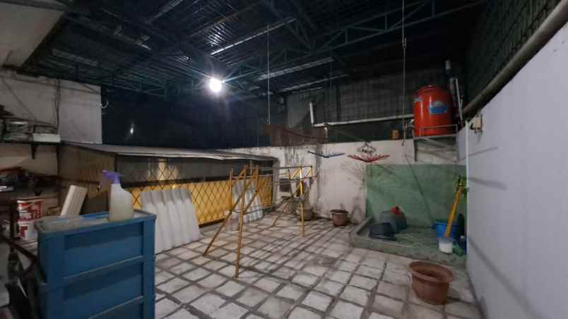 disewakan rumah taman modern