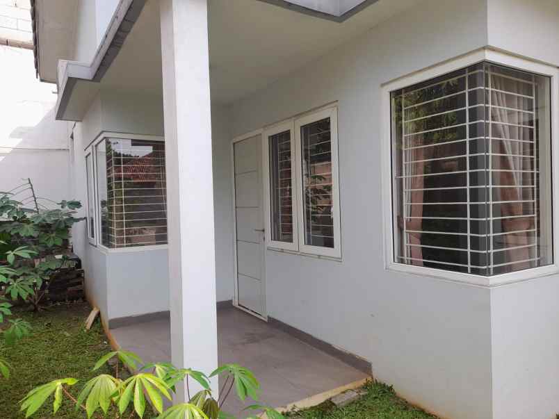 for sale rumah cibubur country hook kuldesak