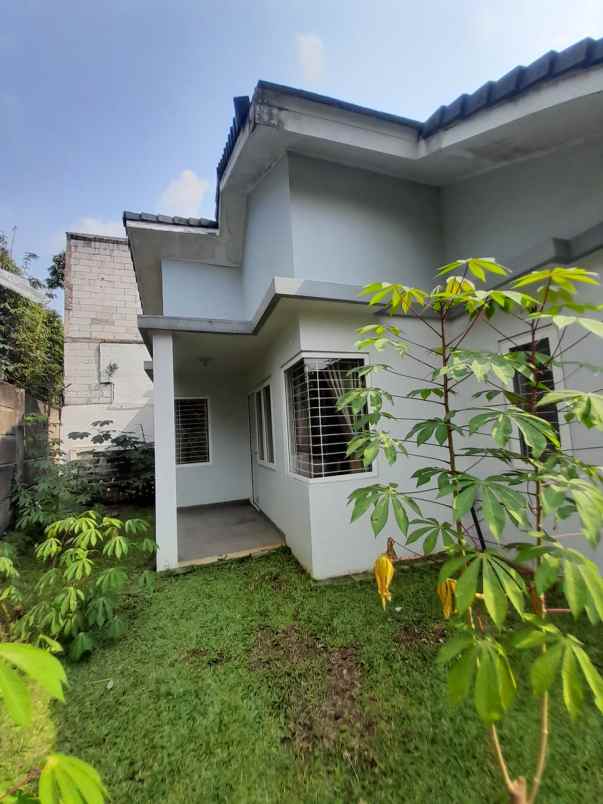 for sale rumah cibubur country hook kuldesak